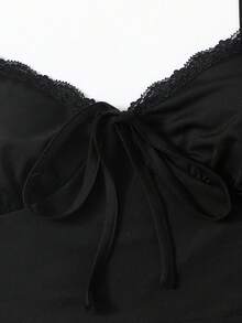 SHEIN Unity 休閒蕾絲拼接 前綁帶蝴蝶結純色女士背心