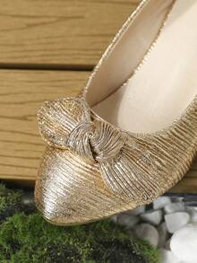 Girls Metallic Bow Decor Pleated Princess Ballet Flats For Party - Champagne - View 3