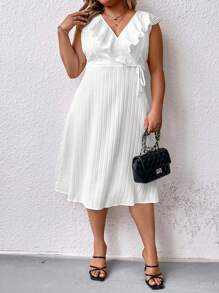 SHEIN Clasi Đầm Plus Size Xù Trọn gói màu trơn Giải trí - trắng - Xem 1