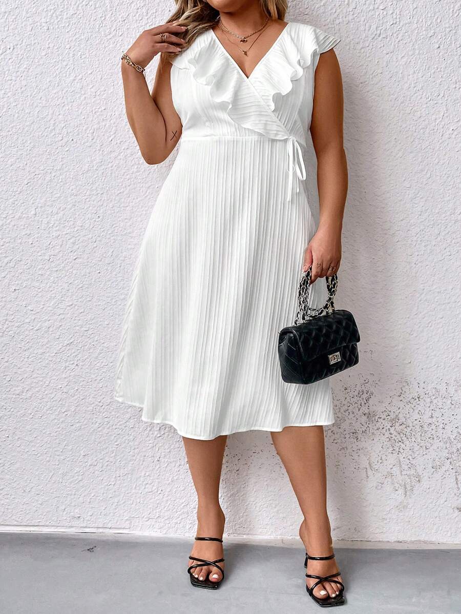 SHEIN Clasi Đầm Plus Size Xù Trọn gói màu trơn Giải trí - trắng - Xem 1