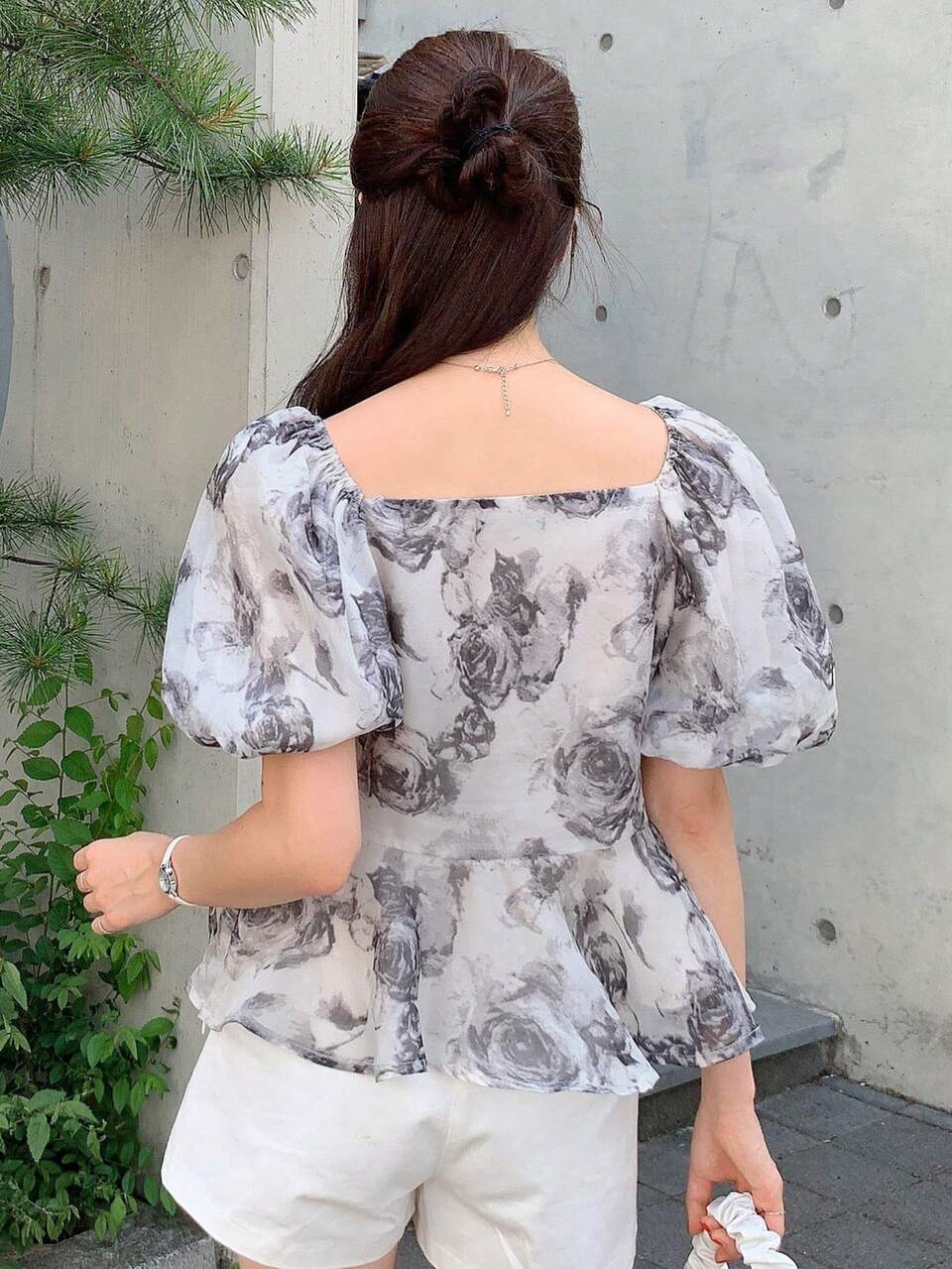 Floral Print Puff Sleeve Peplum Blouse