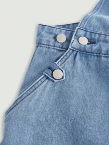 SHEIN EZwear 大碼口袋貼布牛仔背帶裙 - 淺色水洗藍 - 查看 3