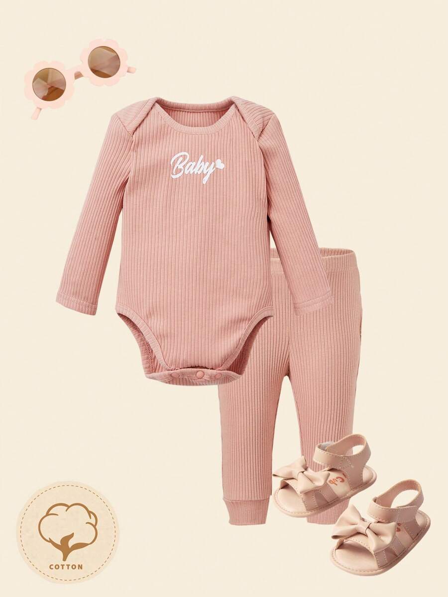 Cozy Pixies 鈕扣 羅紋針織心 字母嬰兒連體衣 - 藕粉色 - 查看 1