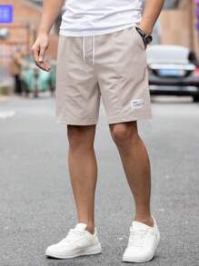 Manfinity Homme Hombres Shorts con slogan con parche de cintura con cordón - Caqui - Ver 1