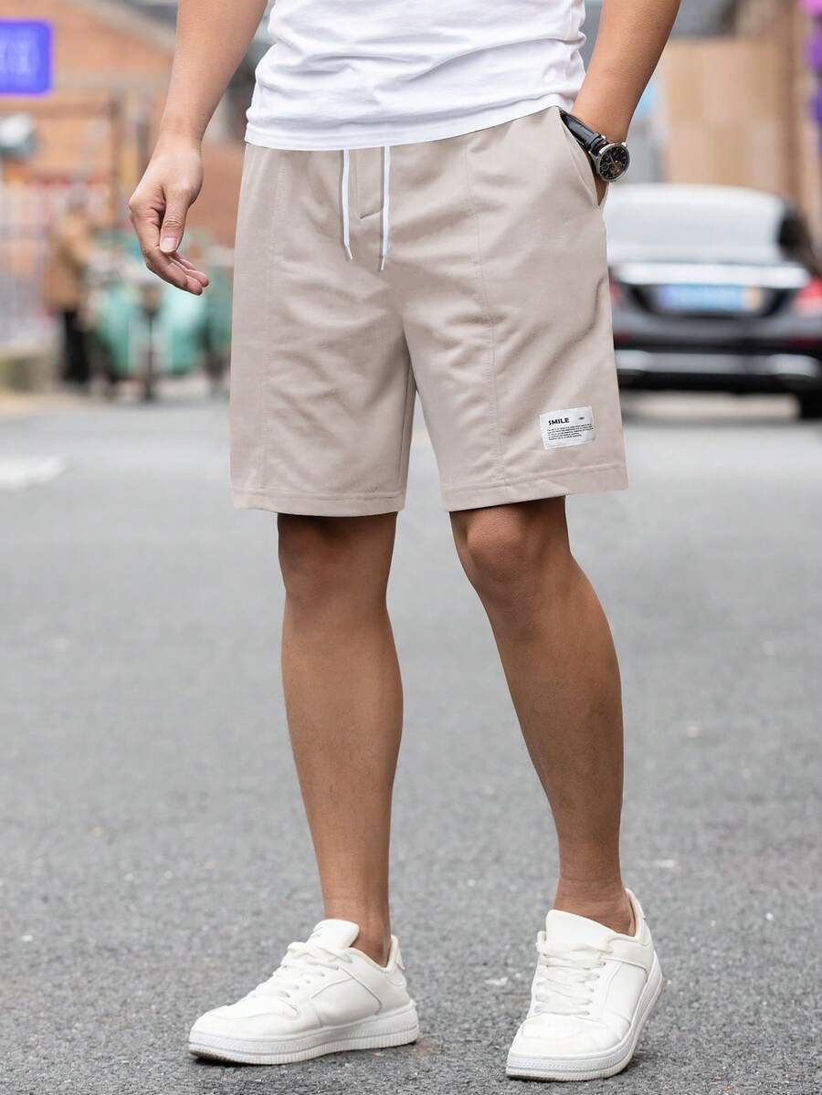 Manfinity Homme Hombres Shorts con slogan con parche de cintura con cordón - Caqui - Ver 1