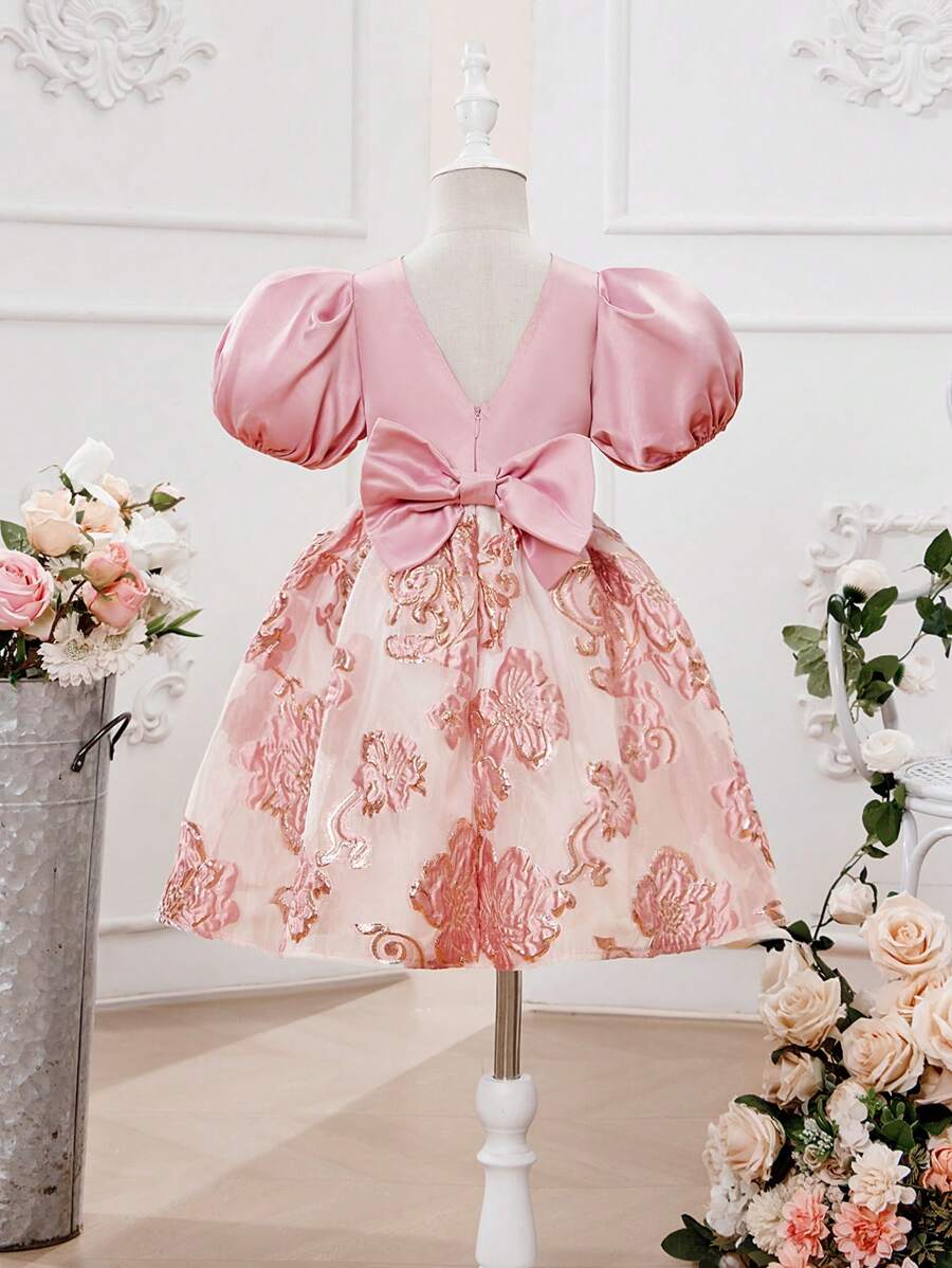 SHEIN 年輕女孩們後綁帶蝴蝶結泡泡袖花卉圖案提花派對禮服