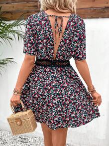 SHEIN Frenchy Ditsy Floral Print Guipure Lace Insert Tie Back Dress - Multicolor - View 5