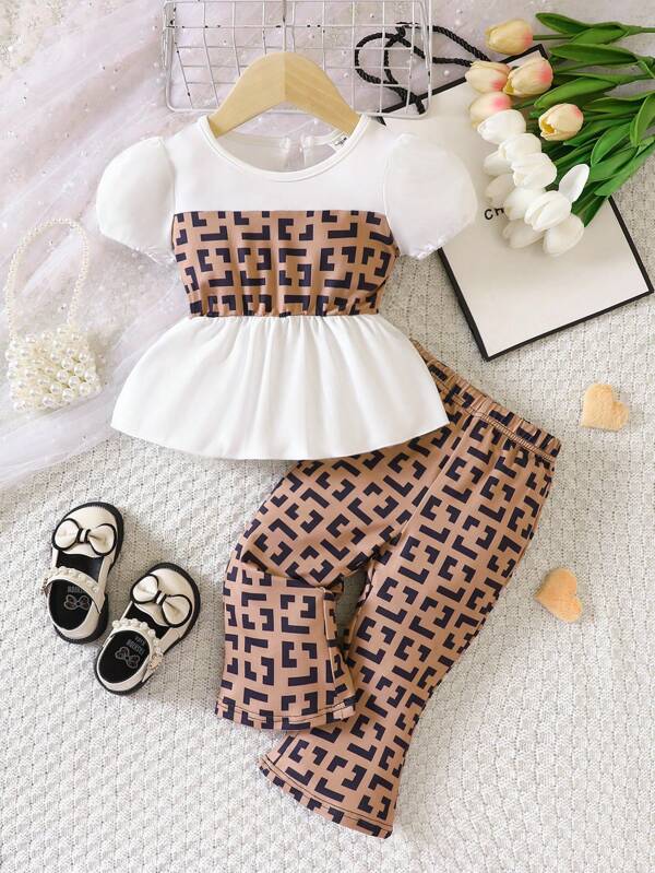 SHEIN Fetiță, cu mâneci bufante, cu imprimeu geo, Top peplum și pantaloni evazați