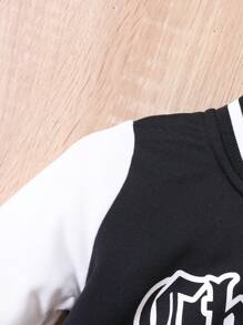 SHEIN Baby Boy Letter Graphic Striped Trim Varsity Jacket Without Tee - Black and White - View 6