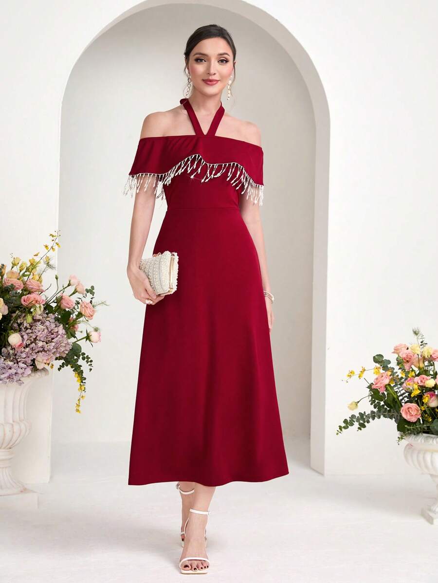 SHEIN X Noha Modelyn 吊脖一字肩流蘇邊洋裝 - 紅色 - 查看 1