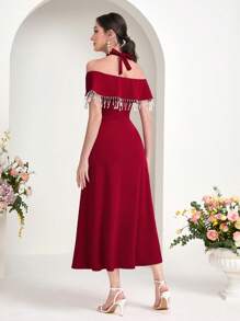 SHEIN X Noha Modelyn 吊脖一字肩流蘇邊洋裝 - 紅色 - 查看 2