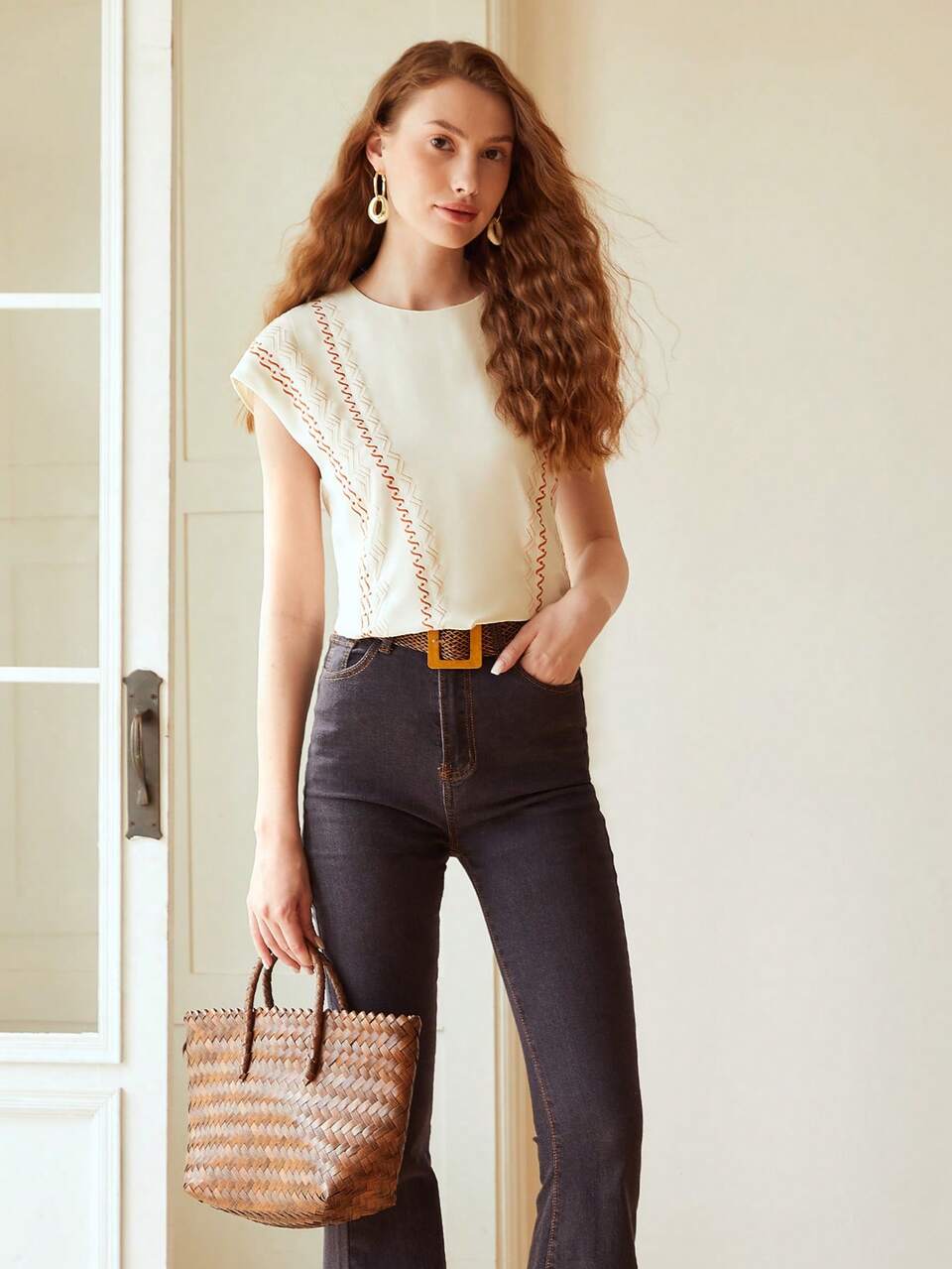 MOTF EMBROIDERED BLOUSE