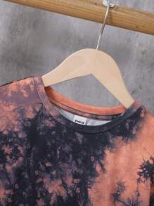 SHEIN 2件套男童紮染多彩休閒運動短袖T恤和短褲，適合度假，寬鬆百搭，春夏 - 彩色 - 查看 5