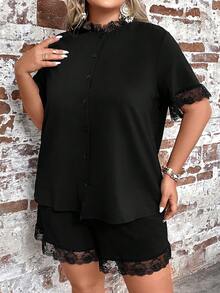SHEIN LUNE Plus Contrast Lace Blouse & Shorts