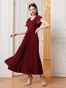 Modelyn 百褶下擺連衣裙不附腰帶 - 酒紅色 - 查看 4
