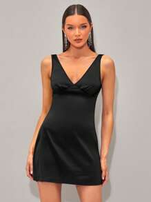 SHEIN BAE Solid Ruched Bust Dress - Black - View 1
