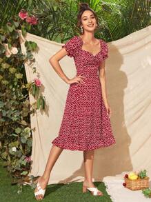 SHEIN VCAY Ditsy Floral Print Sweetheart Neck Ruffle Hem Dress - Red - View 3