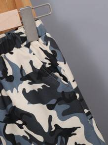 SHEIN 男孩迷彩和字母圖案T恤和短褲 - 彩色 - 查看 5