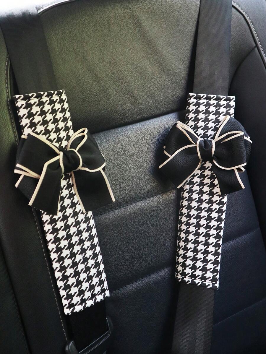2入組蝴蝶結裝飾針織汽車安全帶套 - 黑與白 - 查看 1
