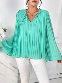 SHEIN Privé Solid Pleated Trumpet Sleeve Blouse - Mint Green - View 3