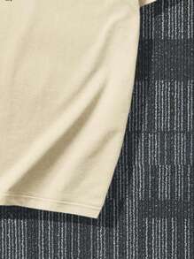 Manfinity Roghcode Men Plus Cartoon & Letter Graphic Drop Shoulder Tee - Khaki - View 4