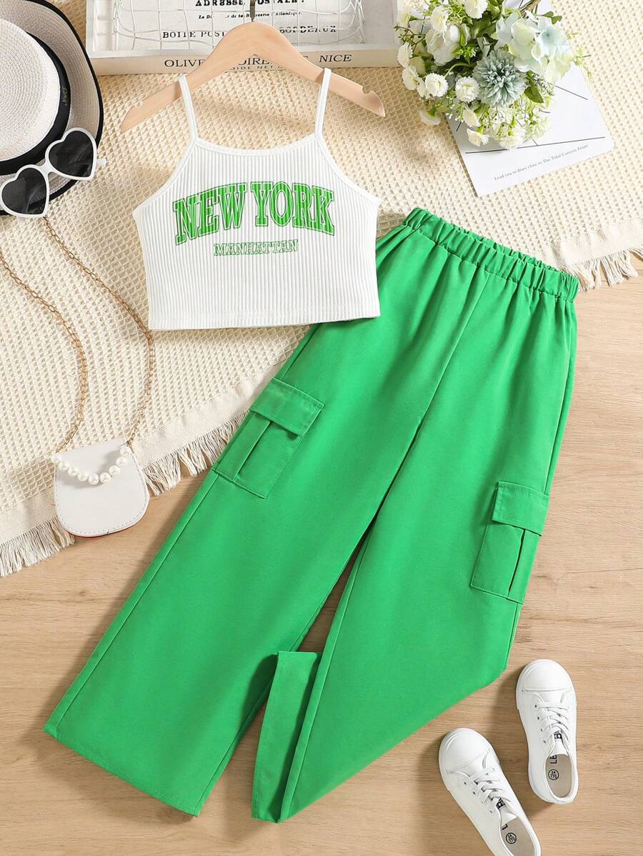 女孩字母圖案吊帶上衣和翻蓋口袋工裝褲套裝 - 綠色 - 查看 1