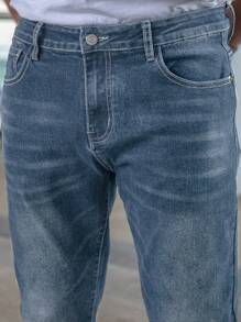 Men Slant Pocket Straight Leg Jeans - Light Wash - View 5