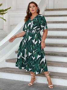 SHEIN VCAY Plus Tropical Print Shirred Waist Dress - Green - View 4