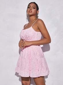 SHEIN PETITE 碎花胸部褶皺荷葉邊吊帶連衣裙 - 粉色 - 查看 4