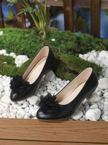 Girls Flower Decor Pointed Toe Slip On Flats For Outdoor - Black - View 1