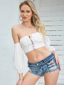 Eilly Bazar Ripped Raw Hem Blue Denim Jeans Shorts - Baby Blue - View 4