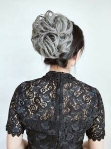 Short Curly Synthetic Hair Bun - Grey - View 5