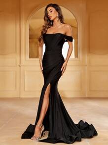 Sophisticated Off-Shoulder Mermaid Evening Gown With High-Leg Slit & Cascading Train – Structured Boned Bodice, Figure-Flattering Trumpet Hem, Lightweight Stretch Fabric – Perfect For Black-Tie Galas, Red Carpet Premieres, Formal Weddings, Award Ceremonies, And Luxury Gala Dinners - Black - View 1