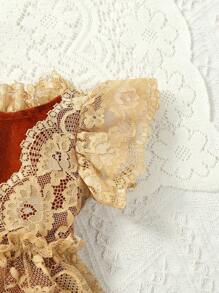 SHEIN 嬰兒攝影蕾絲邊荷葉袖連身背心