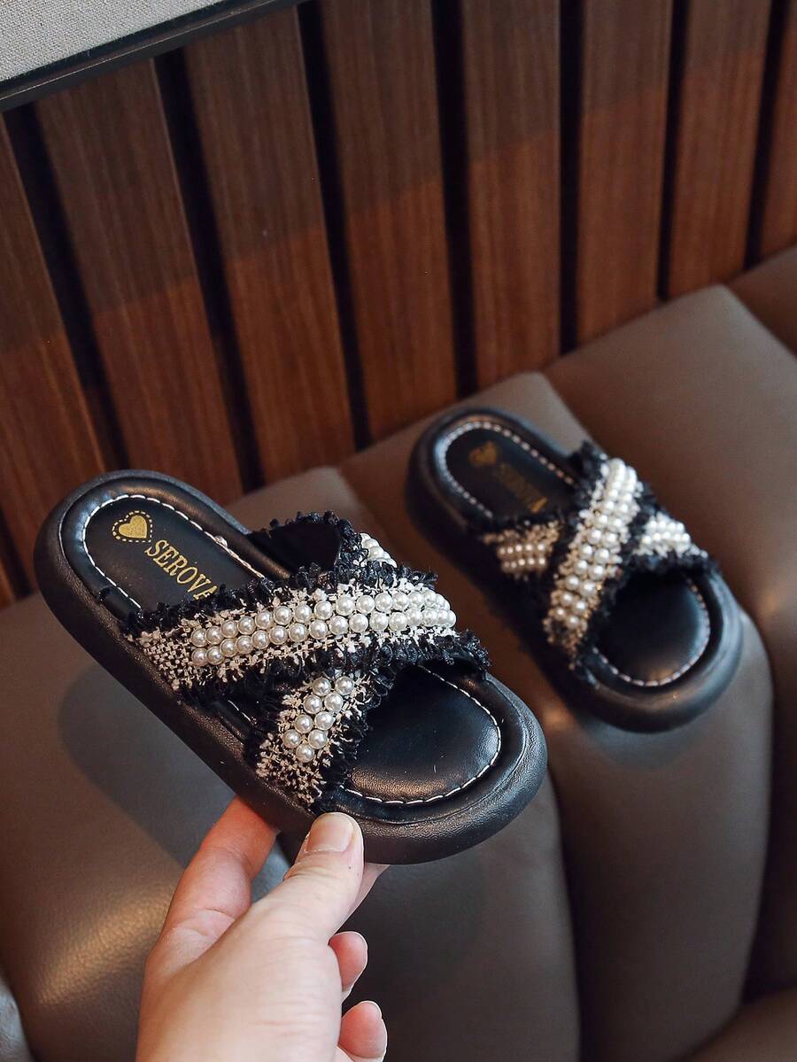 Chicas Zapatillas con diseño de perla artificial con tira cruzada para verano - Negro - Ver 1