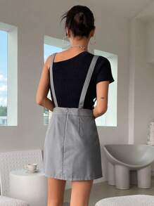 DAZY 素色翻蓋細節背帶短裙不帶T恤 - 灰色 - 查看 2
