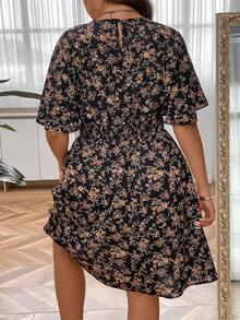 SHEIN Holidaya 大碼印花蝴蝶袖洋裝 - 黑色 - 查看 2