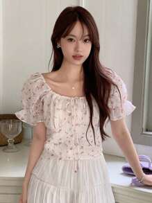 DAZY Ditsy Floral Print Puff Sleeve Ruffle Trim Blouse
