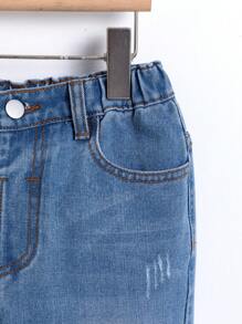 男孩破洞抽鬚漂白水洗牛仔短褲 - 中等水洗藍 - 查看 5