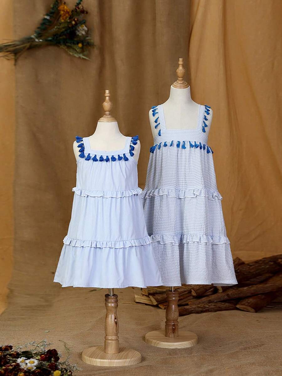 SHEIN 女孩1入組格紋流蘇褶邊吊帶連衣裙 - 淺藍色 - 查看 1