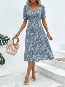 Breezaya 碎花雞心領口泡泡袖連衣裙 - 藍白色 - 查看 3