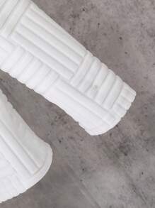 SHEIN Áo thun dài tay có hoa văn cổ tròn rộng rãi dành cho nam của Tween - trắng - Xem 5