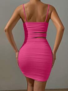 Allurite 鏤空側收褶吊帶緊身洋裝 - 玫紅色 - 查看 2