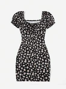 Soleia 雛菊印花前打結泡泡袖緊身洋裝