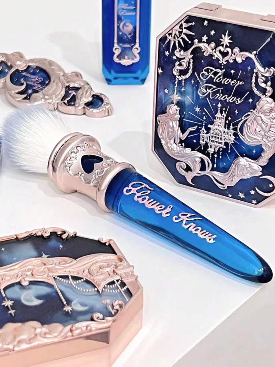 Flower Knows 月光美人魚腮紅刷恆星化妝刷化妝刷 - 星空 - 查看 1