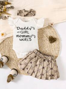 SHEIN 嬰兒女孩標語圖形荷葉邊t恤&蝴蝶結前褶裙&配件發帶套裝 - 彩色 - 查看 3