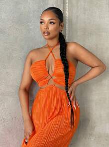 SHEIN SXY Summer Crisscross Tie Backless Halter Swing Dress Beach Outfits For Woman Beach