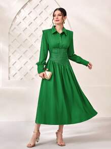 Modelyn Abito chemisier monocolore con bottone frontale - Verde - Visualizzare 1
