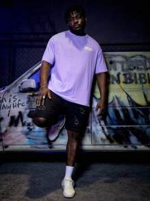 Manfinity RebelGame Hombres Camiseta algodón con estampado de árbol de coco y slogan - Lila Púrpura - Ver 5