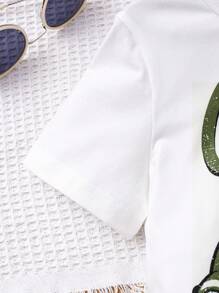 SHEIN Juego De Camiseta Y Pantalones Gráficos De Coche Y Letras Para Niña - Verde militar - Ver 4